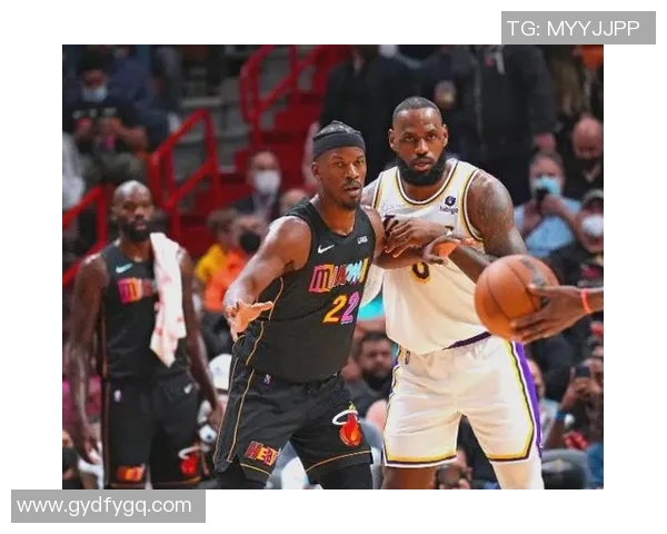 湖人对阵热火精彩直播数据分析与赛况回顾